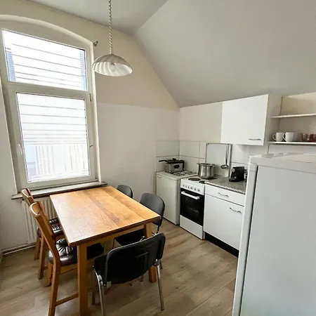 Modern Voor 6 Personen 44-4 Weener