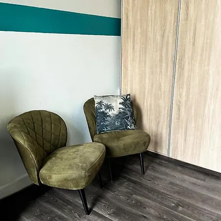 Apartment Modern Voor 6 Personen 44-4 Weener