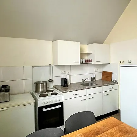 Modern Voor 6 Personen 44-4 *