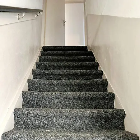 Modern Voor 6 Personen 44-4 *